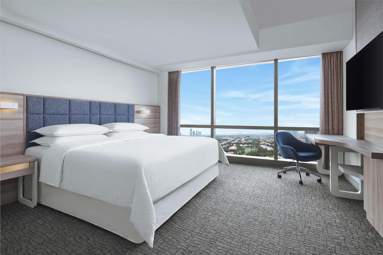 Four Points By Sheraton Surabaya, Pakuwon Indah Esterno foto