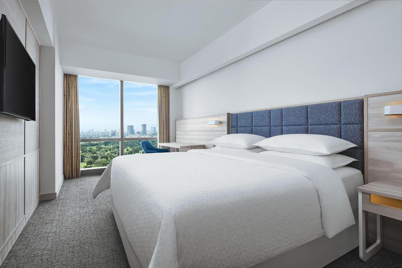 Four Points By Sheraton Surabaya, Pakuwon Indah Esterno foto